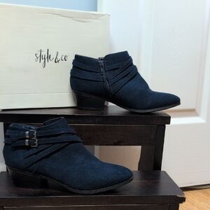 Style & Co. Willow Dark Blue Textile Suede Ankle Booties Size 8M NEW